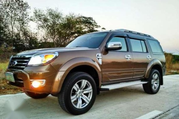 Repriced! FORD EVEREST GEN 3 4x2 AT Limited Edtn vs montero innova for