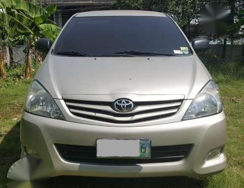 Toyota Innova 2010 E Diesel Automatic