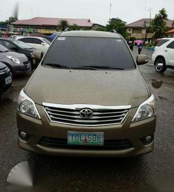 Toyota innova 2.5G 2012