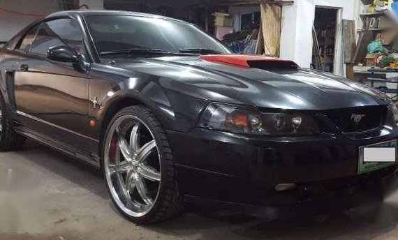 2002 Ford Mustang V6