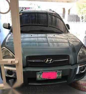 Hyundai tucson diesel 2006 4x4 - reserved until saturday april22