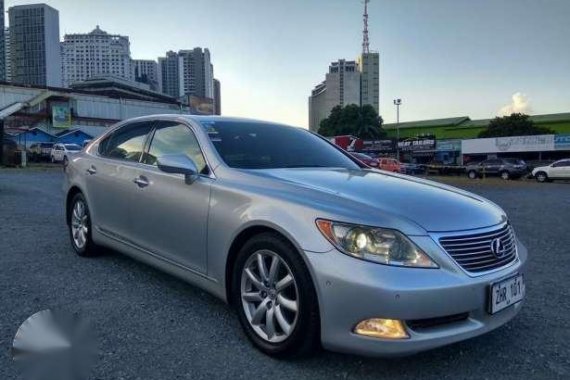 2007 Lexus LS460L