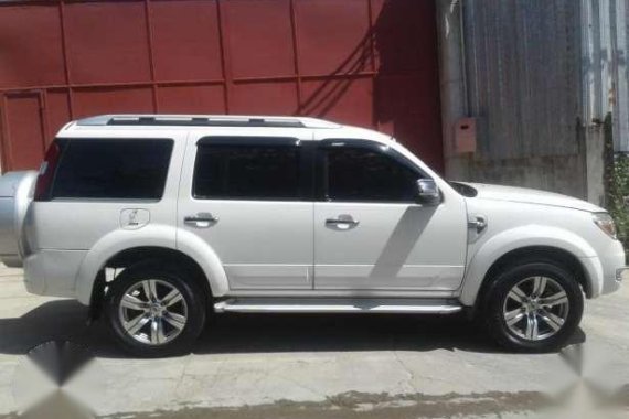 2011 ford Everest 2012 toyota innova