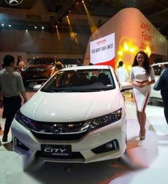 2017 Honda CITY automatic wth NAVI vs. jazz brio 