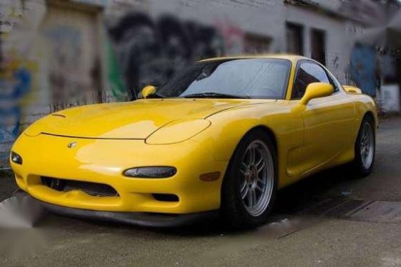 Mazda RX7 FD Body and Engine