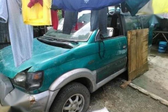 2000 Mitsubishi adventure gls as is where is condition