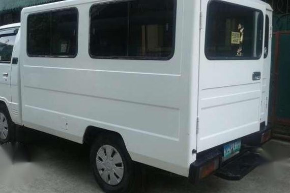 Mitsubishi l300 fb 2010