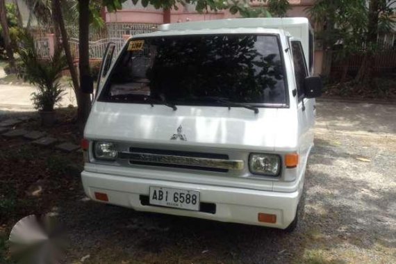 Mitsubishi L300 deluxe FB 2015 dual air con