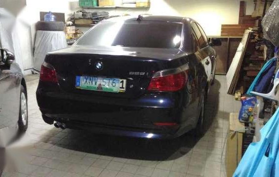 BMW 525i Navy Blue with Black Leather Interior Pristine