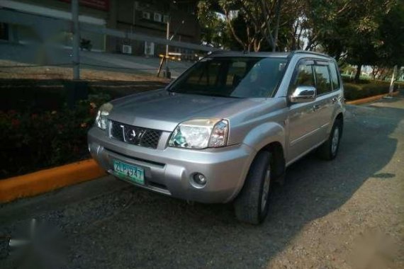 Nissan Xtrail Silver glossy shiny 2008model