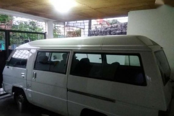 2002 Mitsubishi l300 versa van diesel