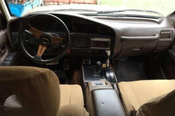 2001 toyota land cruiser .