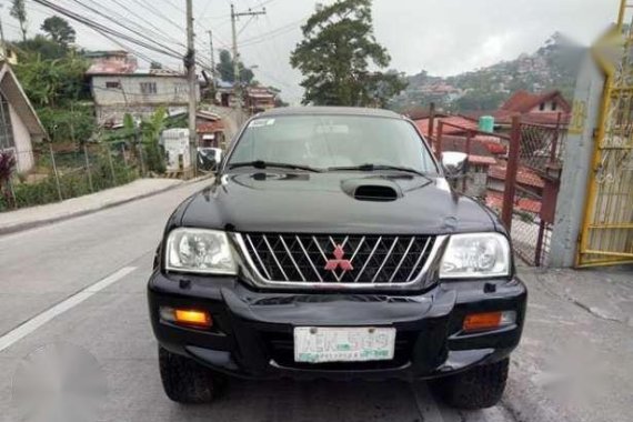 Mitsubishi Strada 4x4