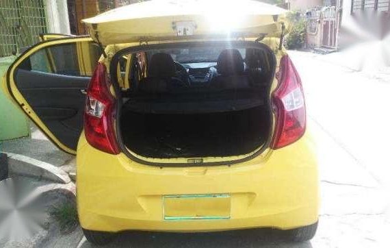 Gls Yellow Hyundai Eon 2015.