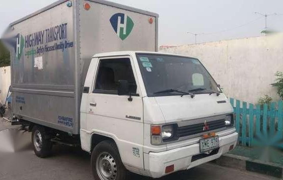 2004 Model Mitsubishi L300 Aluminum VAN Diesel 218k negotiable RUSH