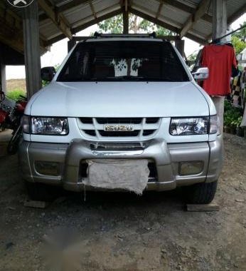 Isuzu crosswind