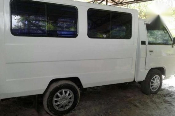 Mitsubishi L300 fb 2002 model