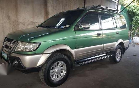 isuzu crosswind 2011