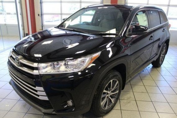 2017 TOYOTA HIGHLANDER XLE