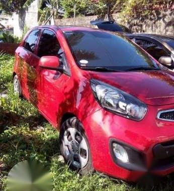 kia picanto 2012 model 330k nego