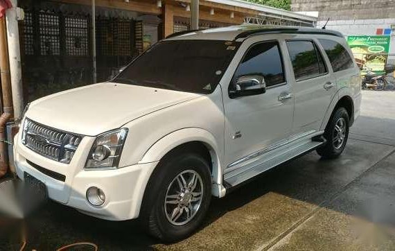 Isuzu alterra 2011