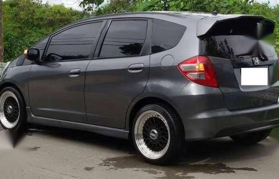 2011 honda jazz 1.5 2010 mitsubishi adventure glx