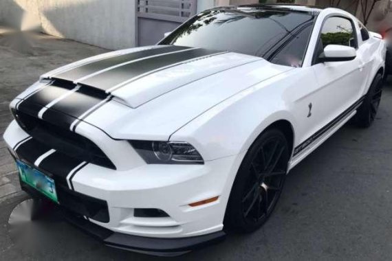 Ford Mustang GT 5.0L V8 AT 2014