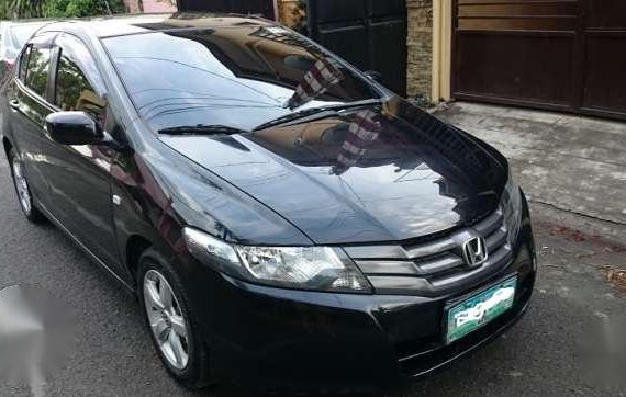 honda city 10 AT 1.3 IVTEC engn drives ike new inside smells brand new