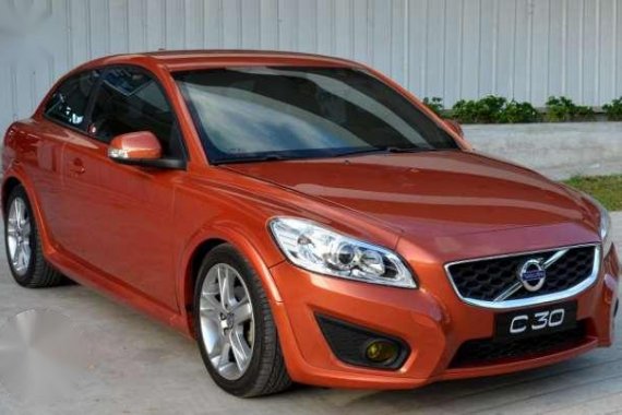 Orange crush VOLVO C30 sports coupe A T special