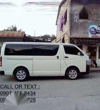 toyota hiace commuter