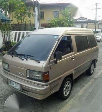 Toyota lite ace GXL gas manual local