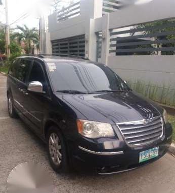 2010 chrysler town and country limited sale or swap