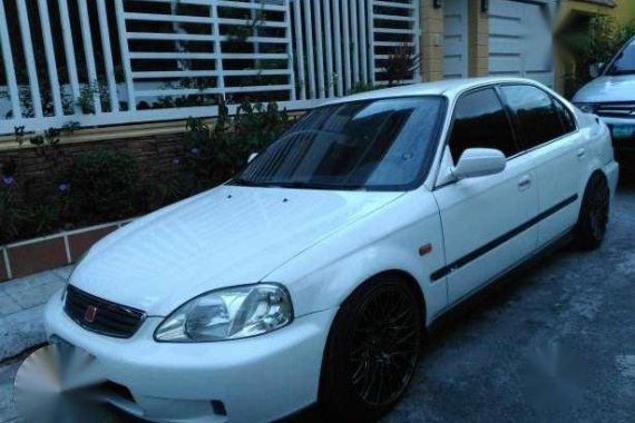 Honda civic 1999 vtech automatic sir body