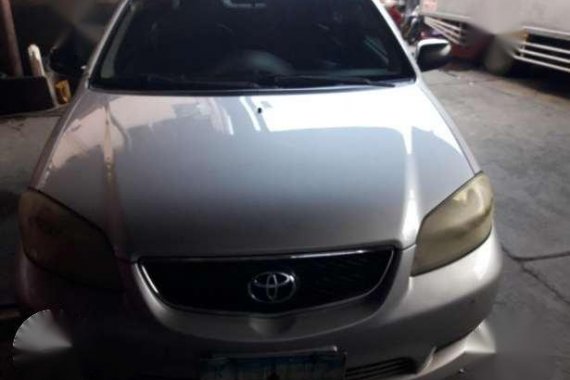 Well maintained Toyota Vios 13 J Manual 2005 Silver for sale