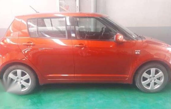 Suzuki Swift 2009. local unit. first owned. Casa maintained.