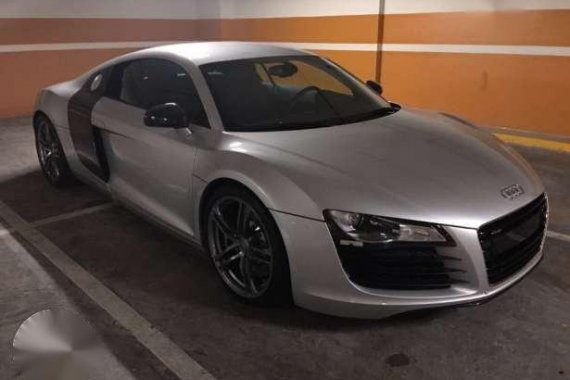 2011 AUDI R8