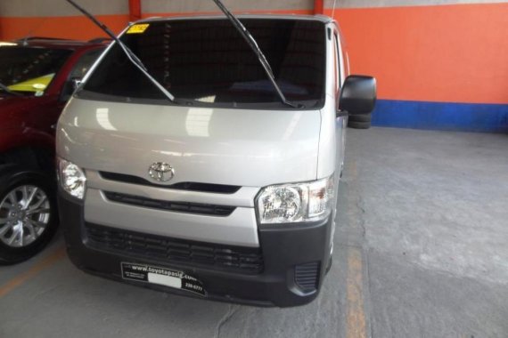 2015 Toyota Hiace Automatic Diesel well maintained