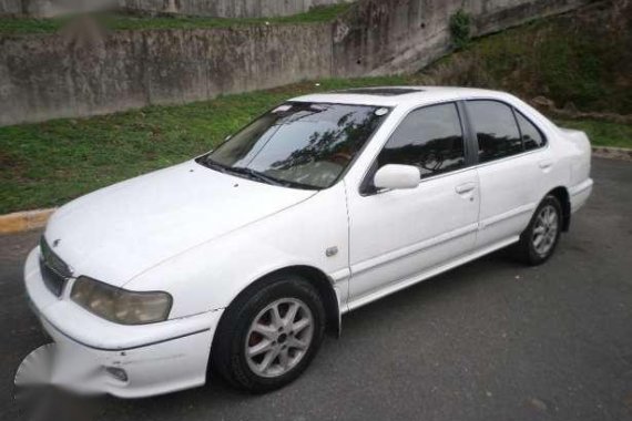 2000 Nissan Sentra Exalta STA