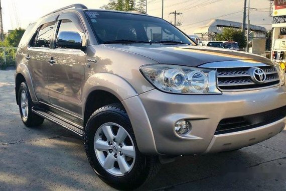 For sale Toyota Fortuner 2009