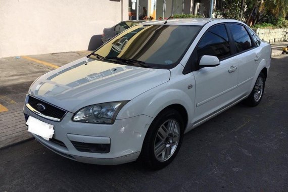 Ford Focus 2006 Gasoline Automatic White