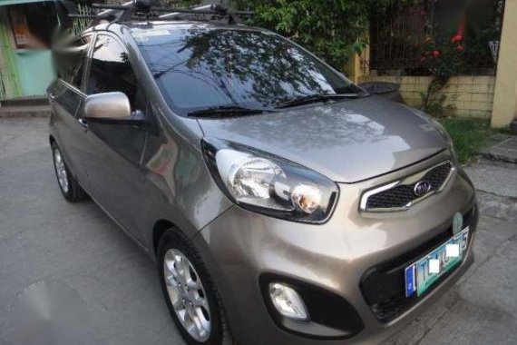 Kia Picanto 1.0 EX 2012 AT Top of d Line Almost Brandnew updated Casa