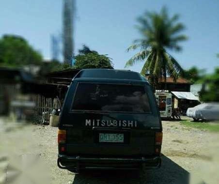 Well maintained Mitsubishi L300 Van Diesel Green Manual for sale