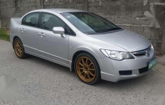 2007 Honda Civic 1.8s Top of the line Automatic transmission.