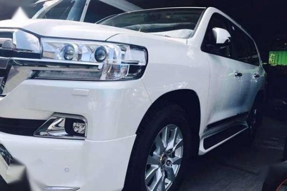 2017 Toyota Land Cruiser VXL Exclusive Diesel