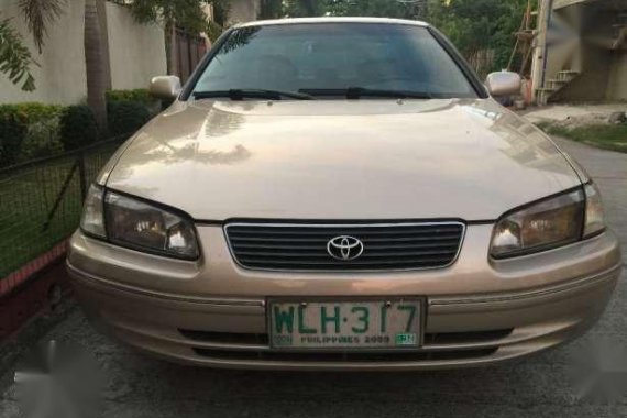Toyota Camry GXE 2001