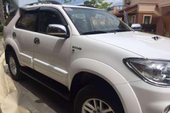 toyota fortuner V 2010 4x4