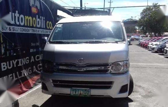 2012 Toyota Hiace GL Grandia 30 Manual Diesel Automobilico SM Bic