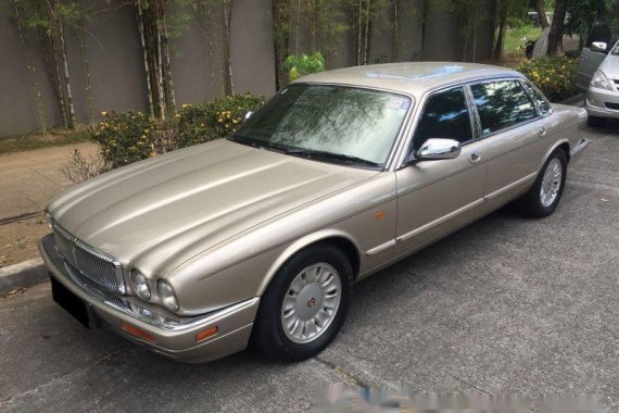 1997 Jaguar XJ6 Daimler Top of the Line