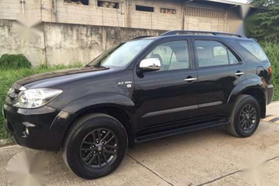 Toyota Fortuner 2006 fresh unit first owned