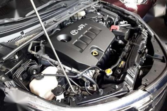 Toyota Corolla Altis 1.6G Black Automatic
